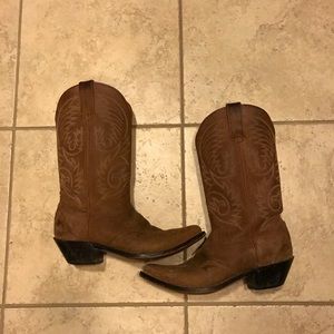 Women’s cowboy boots